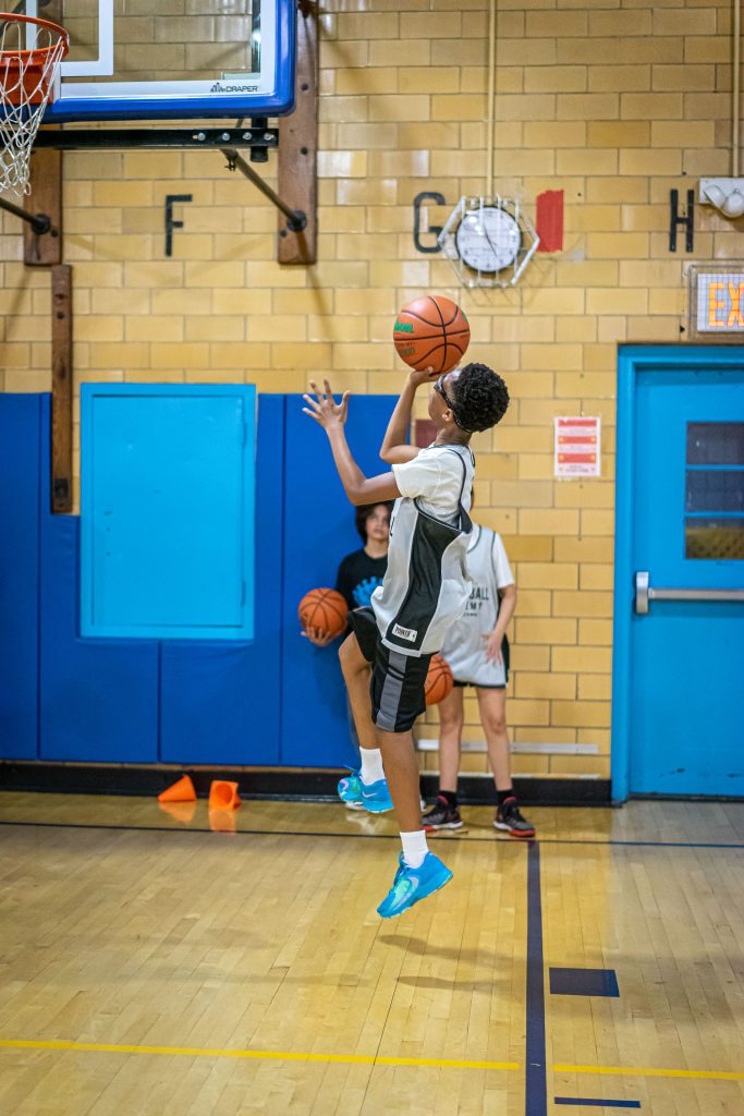 Expert NY Coaches for basketball New York Hoops Academy